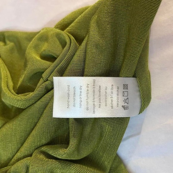 NAKED WARDOBE Ruched V Neck Sleeveless Crop Top Green Size S / M - Picture 5 of 8